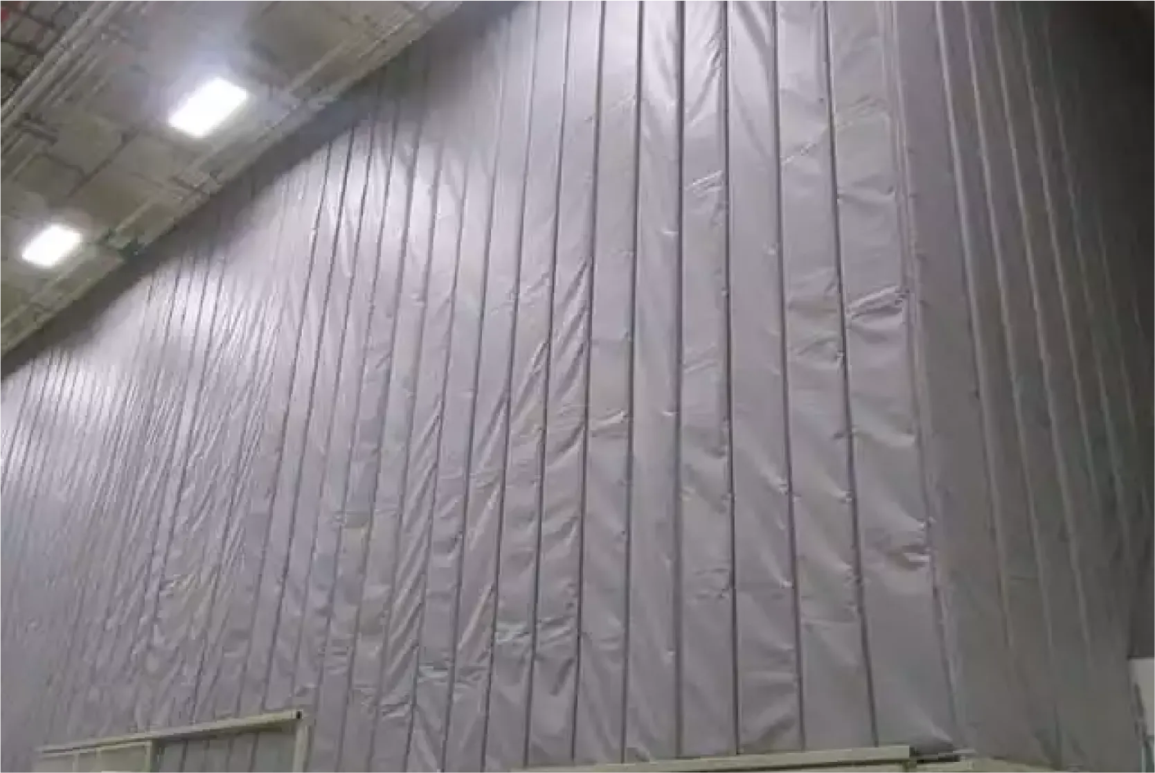 Stationary Curtain Wall
